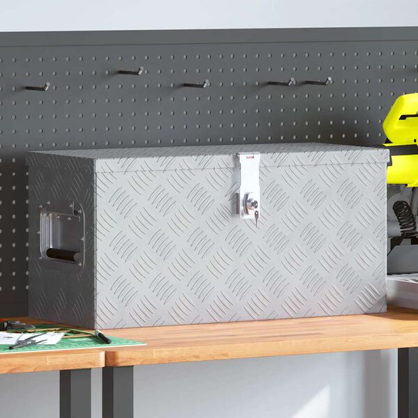 Showing Product Image 2 of 8