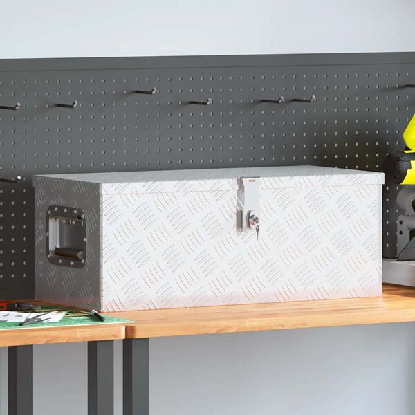 Showing Product Image 2 of 9