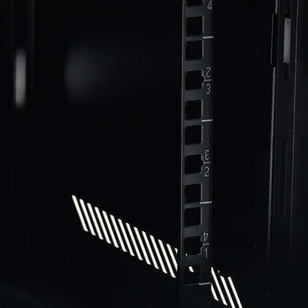 vidaXL 12U Wall Mounted Network Cabinet 19 IP20 600x600x640 mm