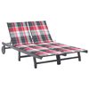 Red_check_pattern